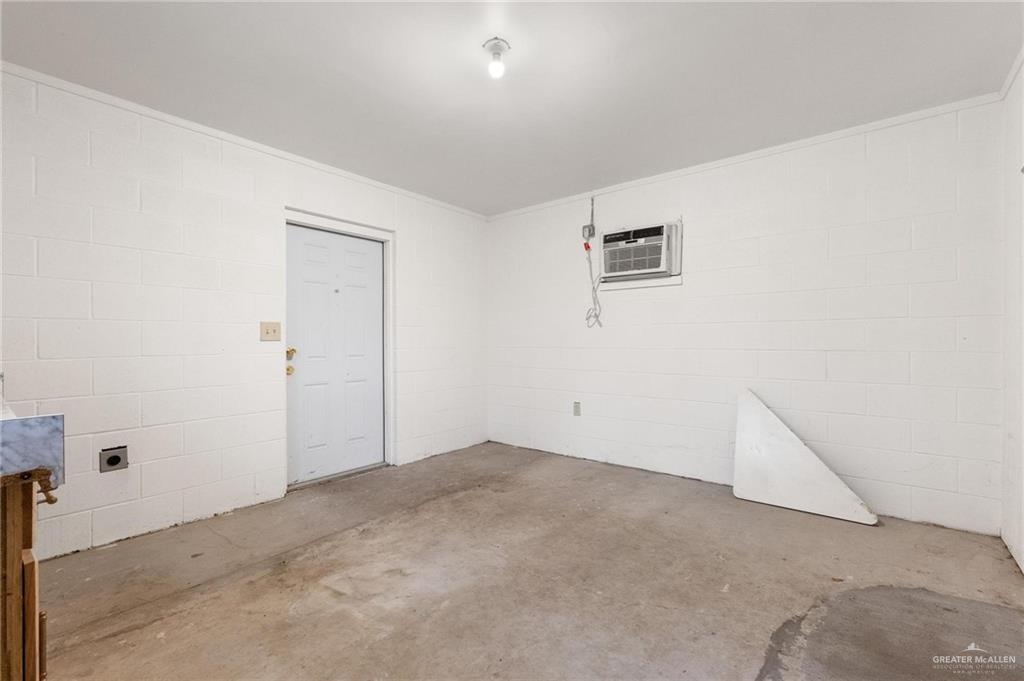 Photo 9 of 322 Petra Avenue