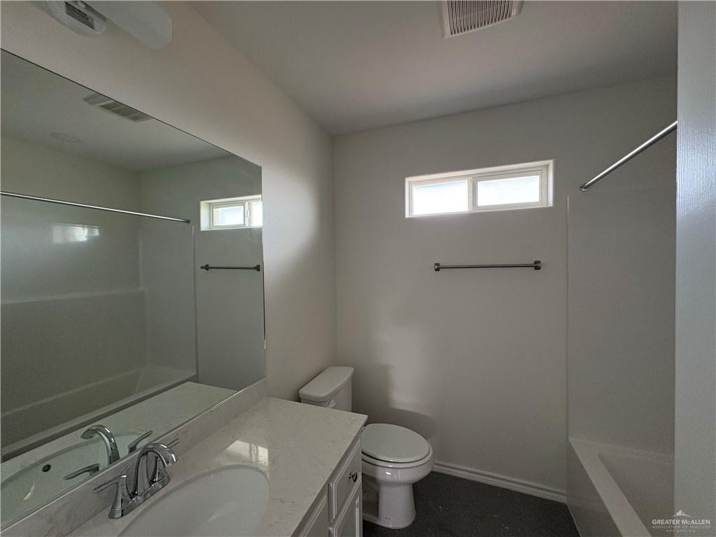 Photo 12 of 2705 Harvard Street