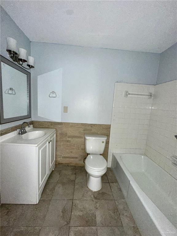 Photo 5 of 806 Walnut Avenue #cottage