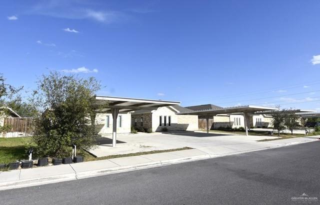 Photo 13 of 4904 Hiawatha Drive