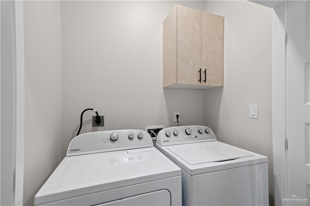 Photo 13 of 405 Onyx Drive