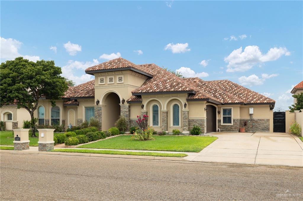Photo 2 of 2309 Rhin Drive