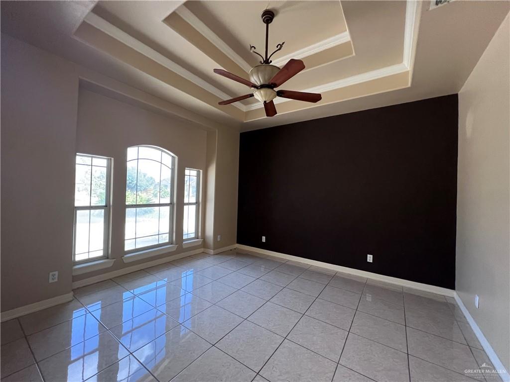 Photo 5 of 3701 Blue Jay Drive