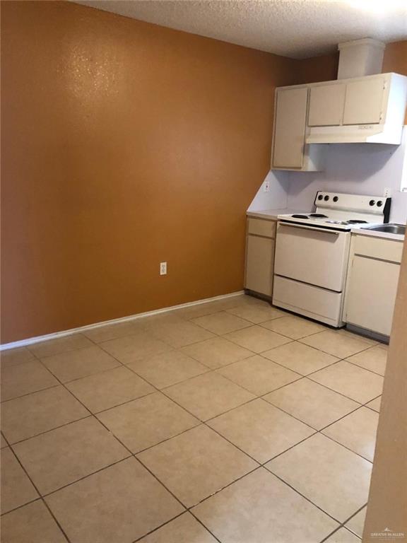 Photo 8 of 1820 Jason Avenue