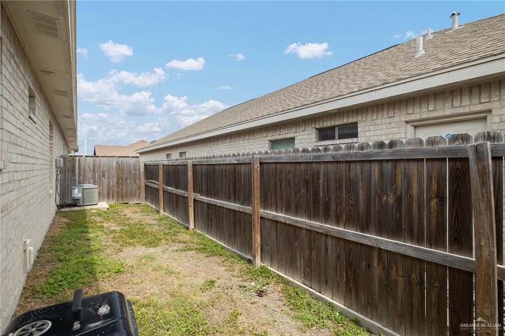 Photo 9 of 5800 Nightingale Avenue #1