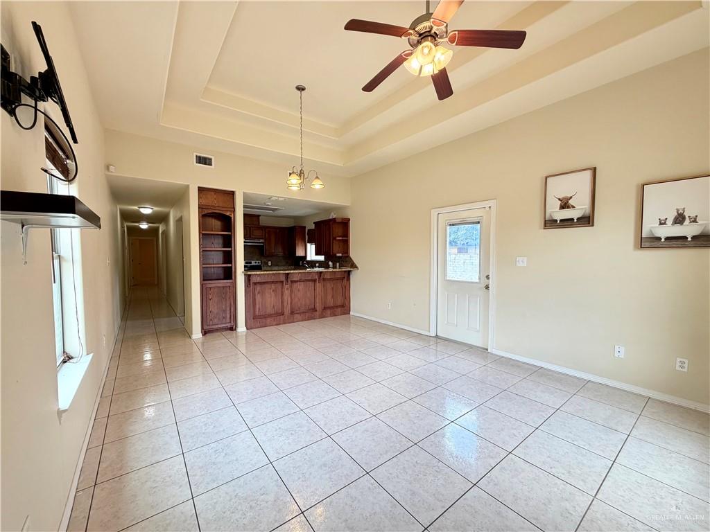 Photo 4 of 1517 Salvia Street