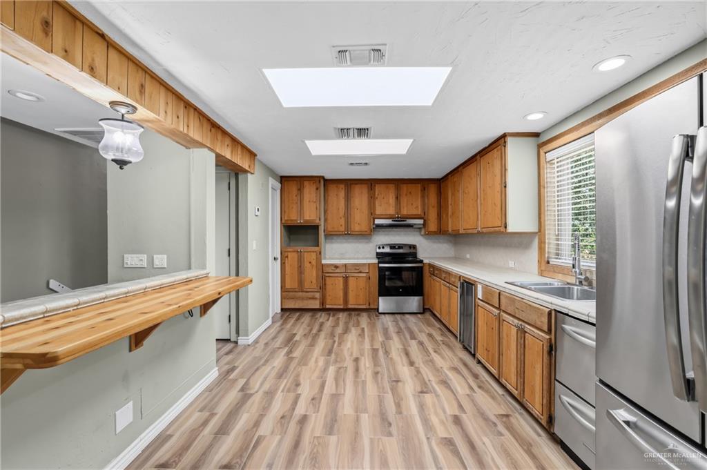 Photo 4 of 10960 Fitch Road