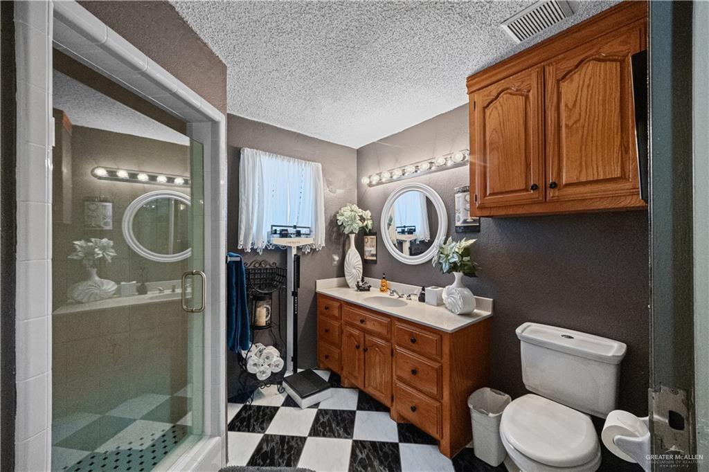 Photo 16 of 1712 1st Street