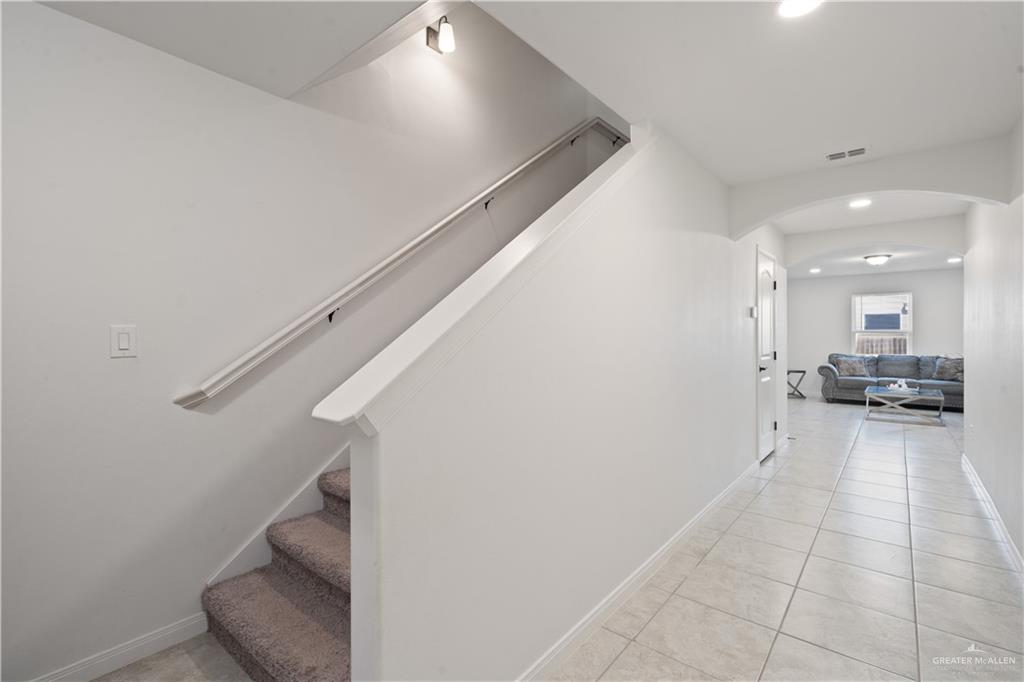 Photo 5 of 2307 26th Drive