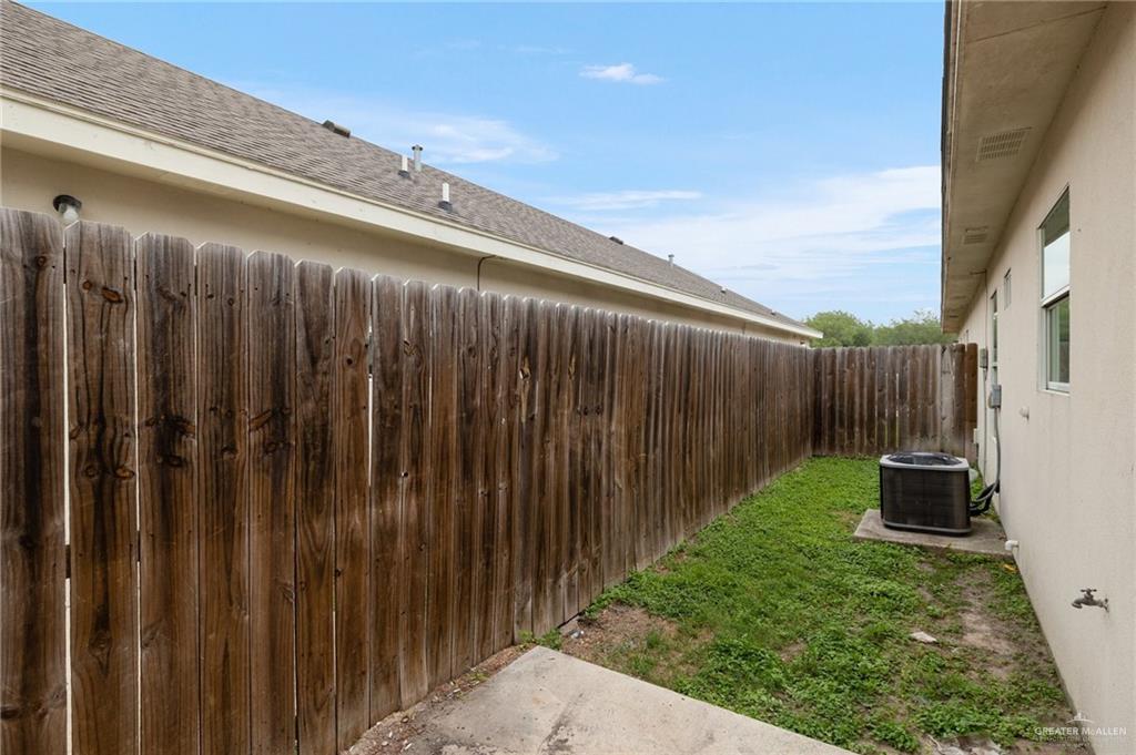Photo 10 of 2912 Javalina Avenue #1
