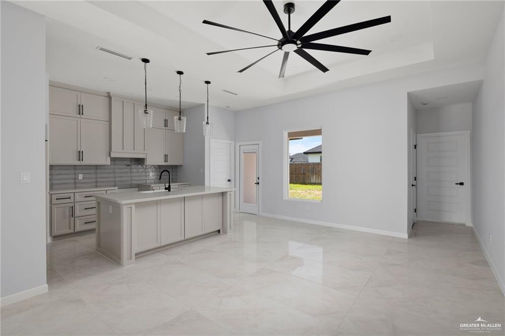 Photo 6 of 2810 Arboledas Drive