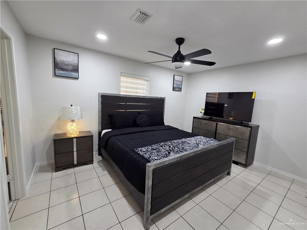 Photo 3 of 3030 Ashley Place #H