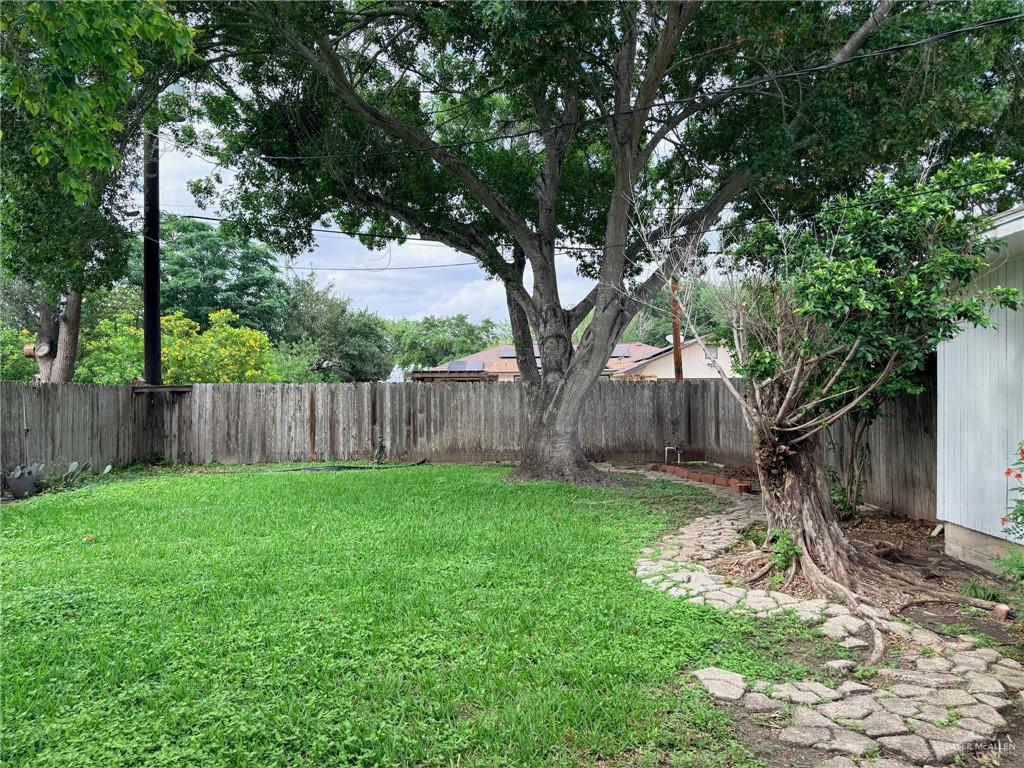 Photo 36 of 131 Hibiscus Avenue