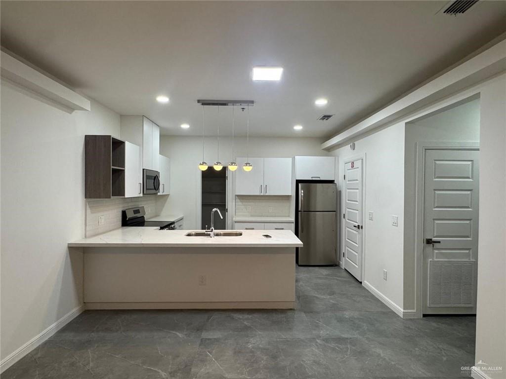 Photo 2 of 901 Yuma Avenue #1000