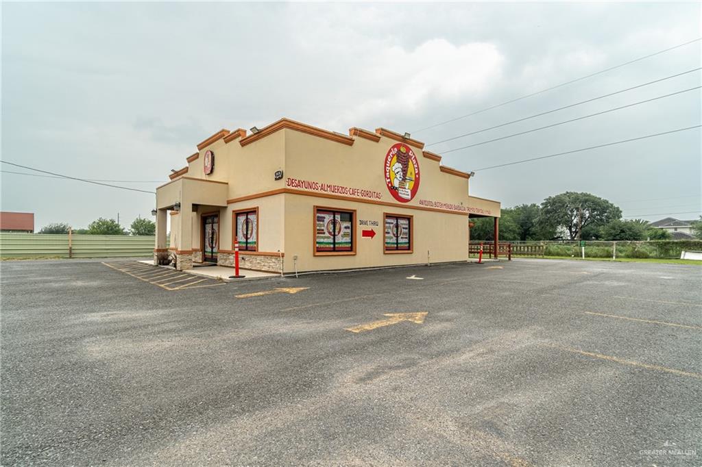 Photo 6 of 4951 Fm 493