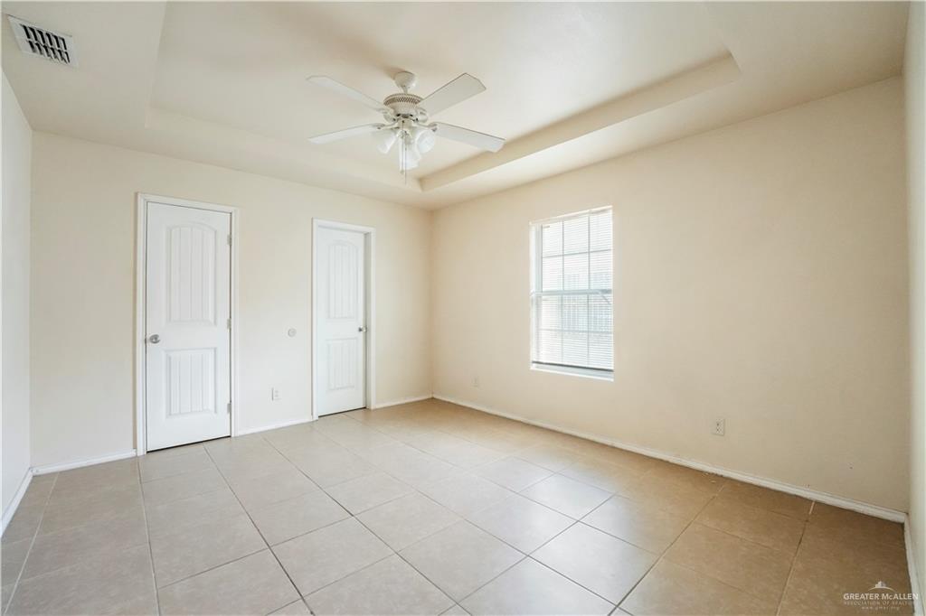Photo 8 of 907 Veterans Boulevard