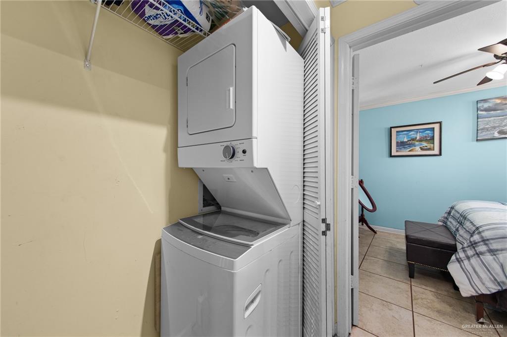 Photo 10 of 211 Bahama Street #403
