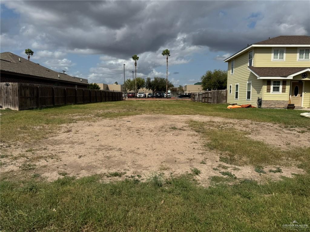 Photo 1 of 925 6th Street, Mercedes