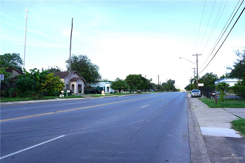 Photo 11 of 201 Sam Houston Boulevard