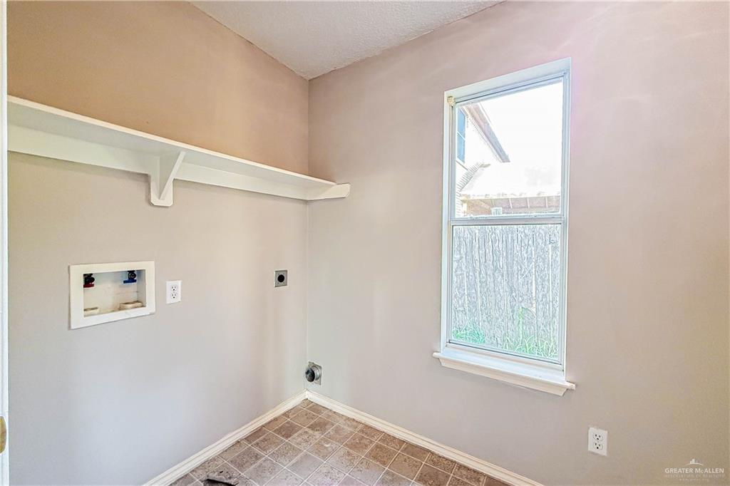 Photo 5 of 1723 Jefferson Street