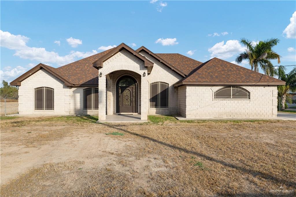 Photo 1 of 704 Goodwin Acres Road, Palmview