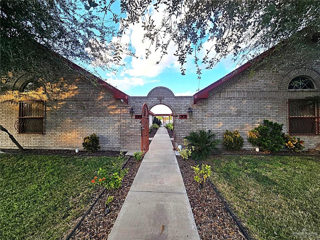 Photo 1 of 2219 Candlelight Lane #1, Edinburg