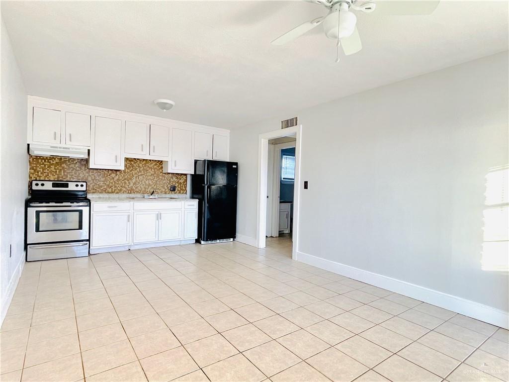 Photo 12 of 1002 Miller Avenue