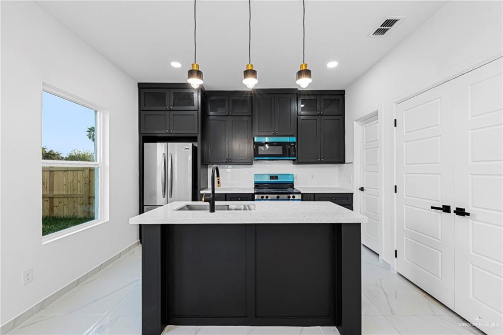 Photo 11 of 601 Buccaneer Drive