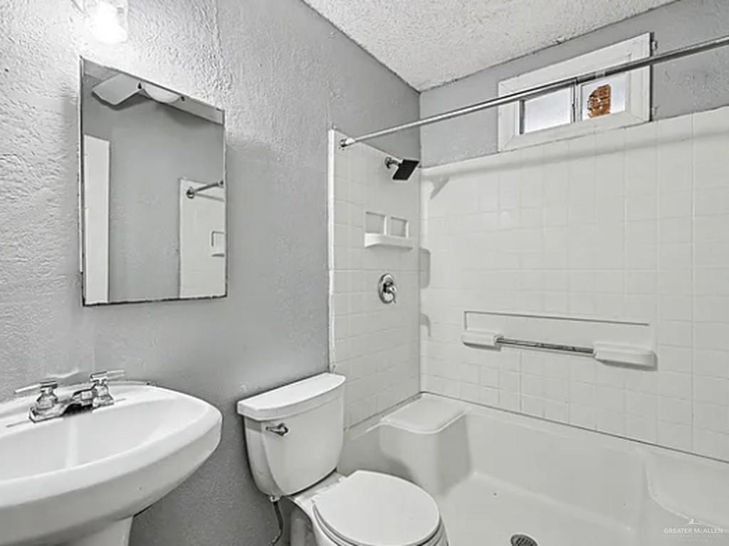 Photo 14 of 4913 26th Street