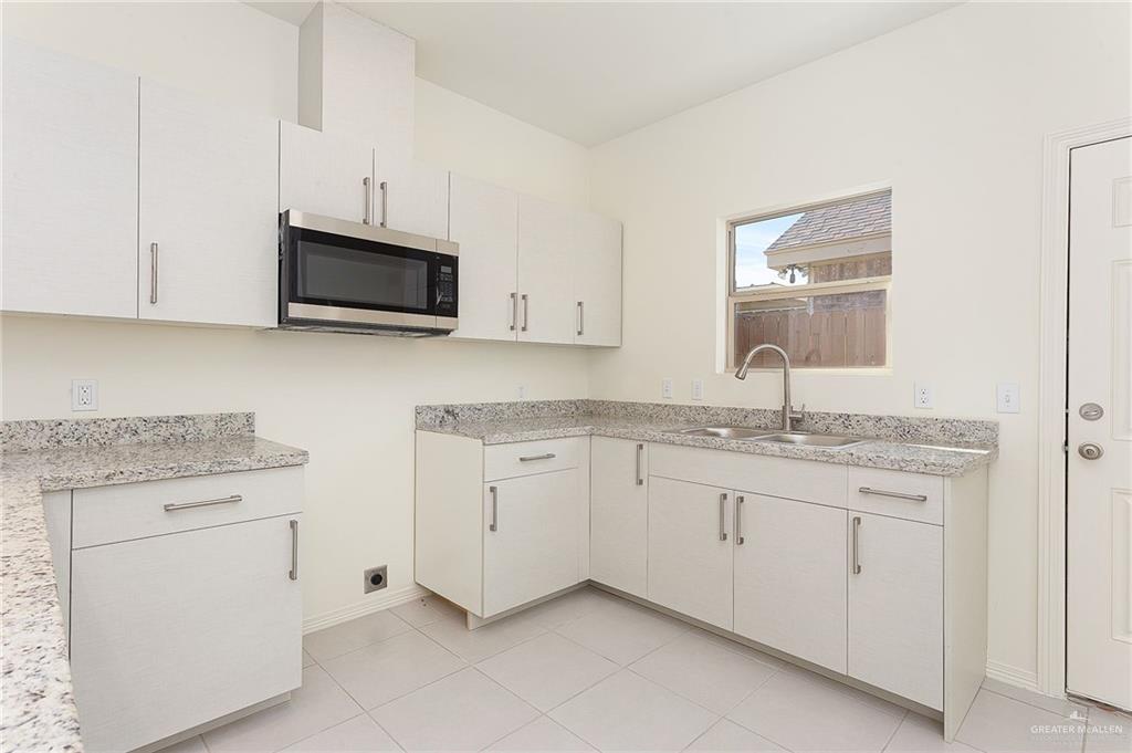 Photo 5 of 1225 Garfield Avenue
