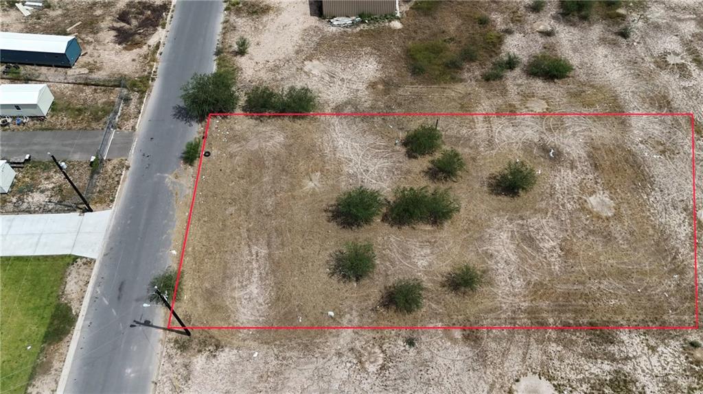 Photo 4 of 13723 Blueberry Drive