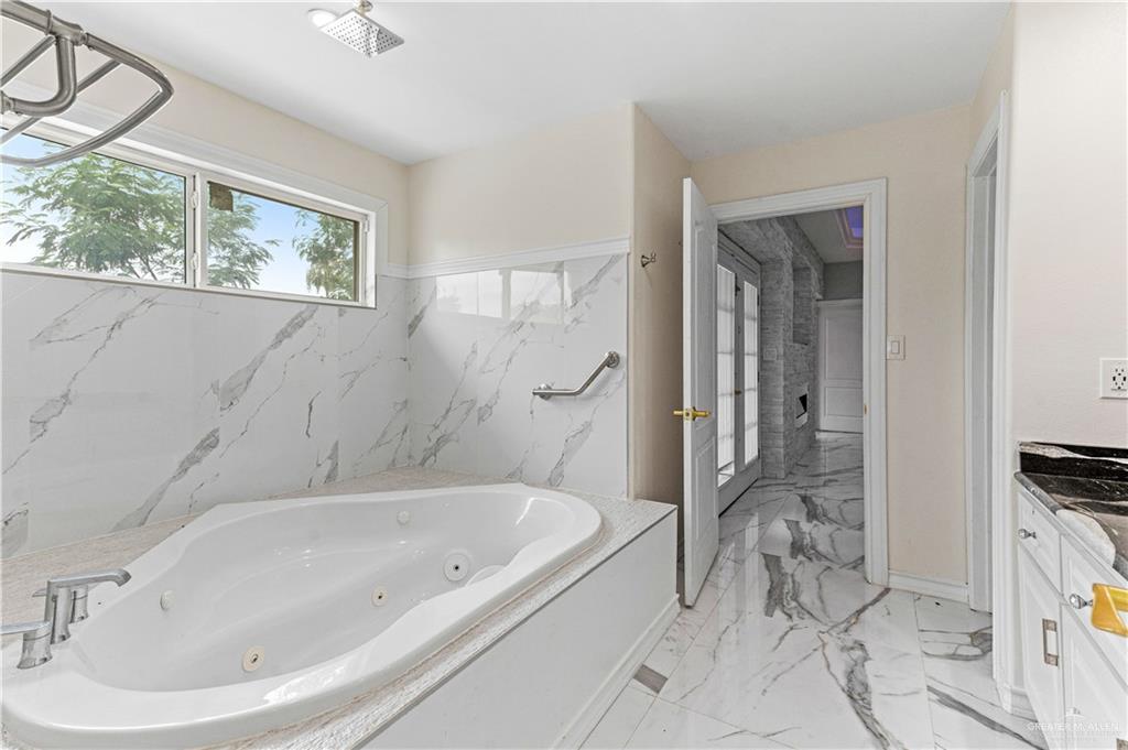 Photo 11 of 1470 Capistrano Drive