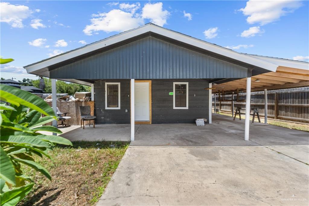 Photo 1 of 1318 Coconut Palm Avenue, San Juan