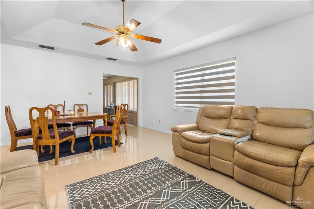 Photo 4 of 1424 Libra Street