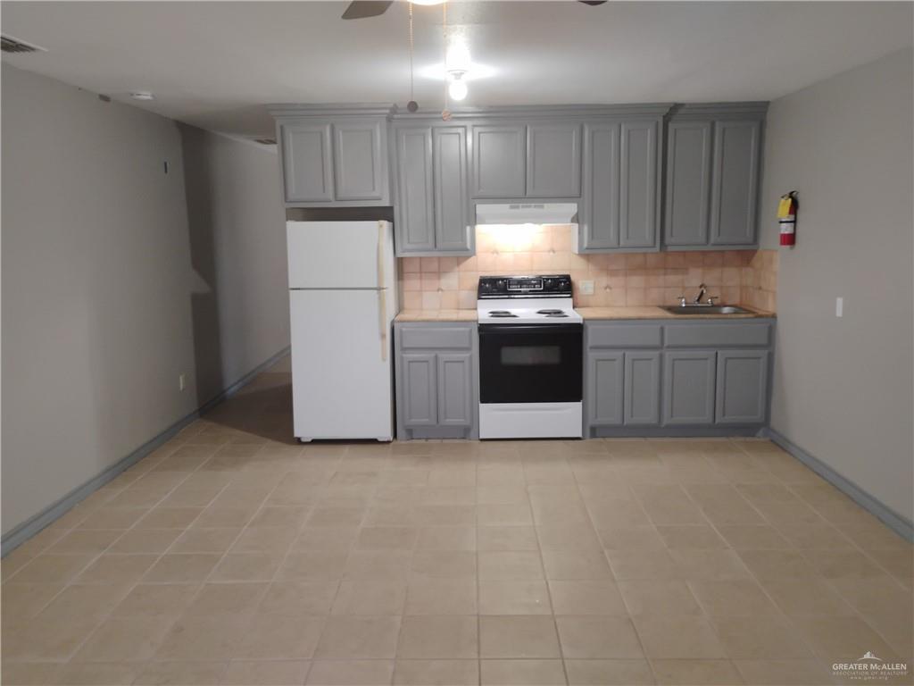 Photo 12 of 2701 El Barquito Drive