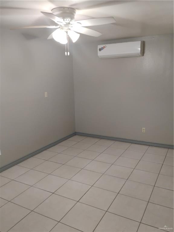 Photo 9 of 2701 El Barquito Drive