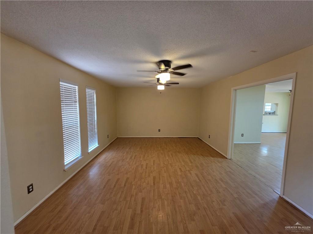 Photo 5 of 412 Esperanza Avenue