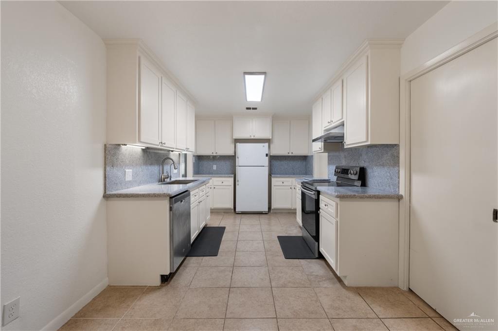 Photo 5 of 1204 4th Street