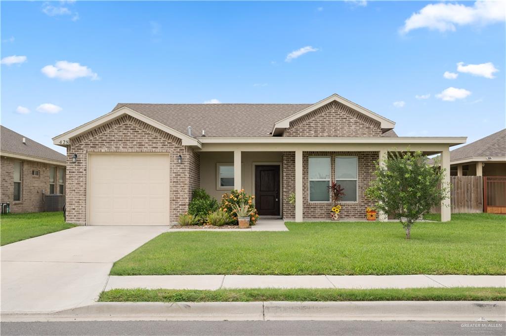 Photo 1 of 428 Gonzalez Street, Donna