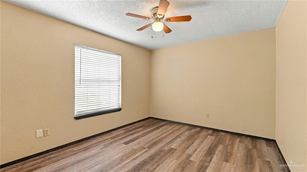 Photo 11 of 2418 28th Lane