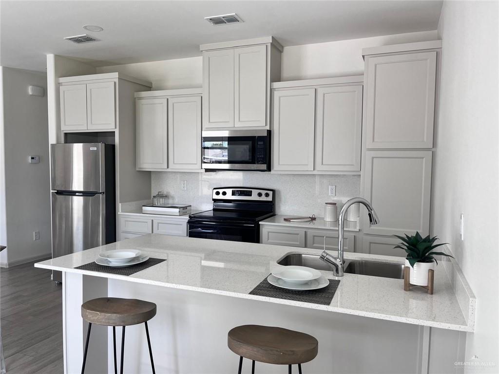 Photo 6 of 1309 Shavano Drive #3