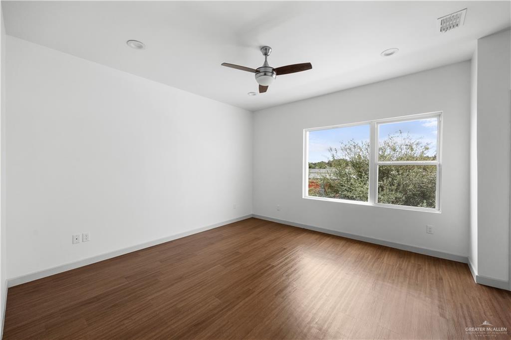 Photo 10 of 2404 Harmony Lane #B