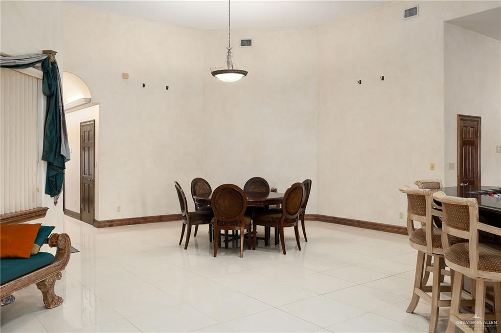 Photo 7 of 1709 Palazzo Drive