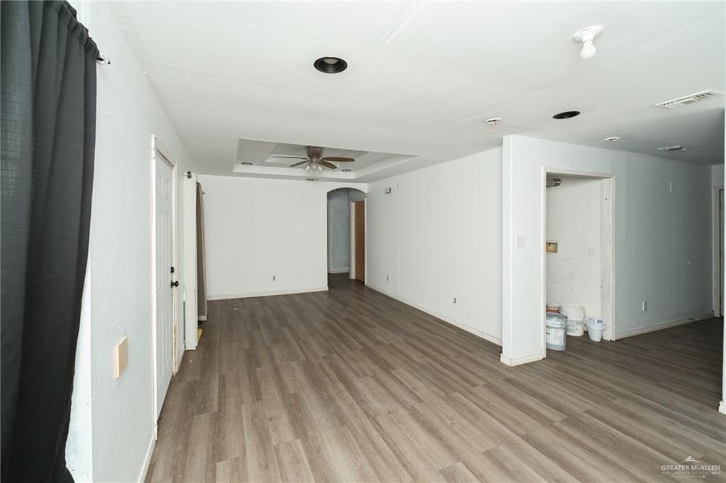 Photo 3 of 4704 Uranus Street