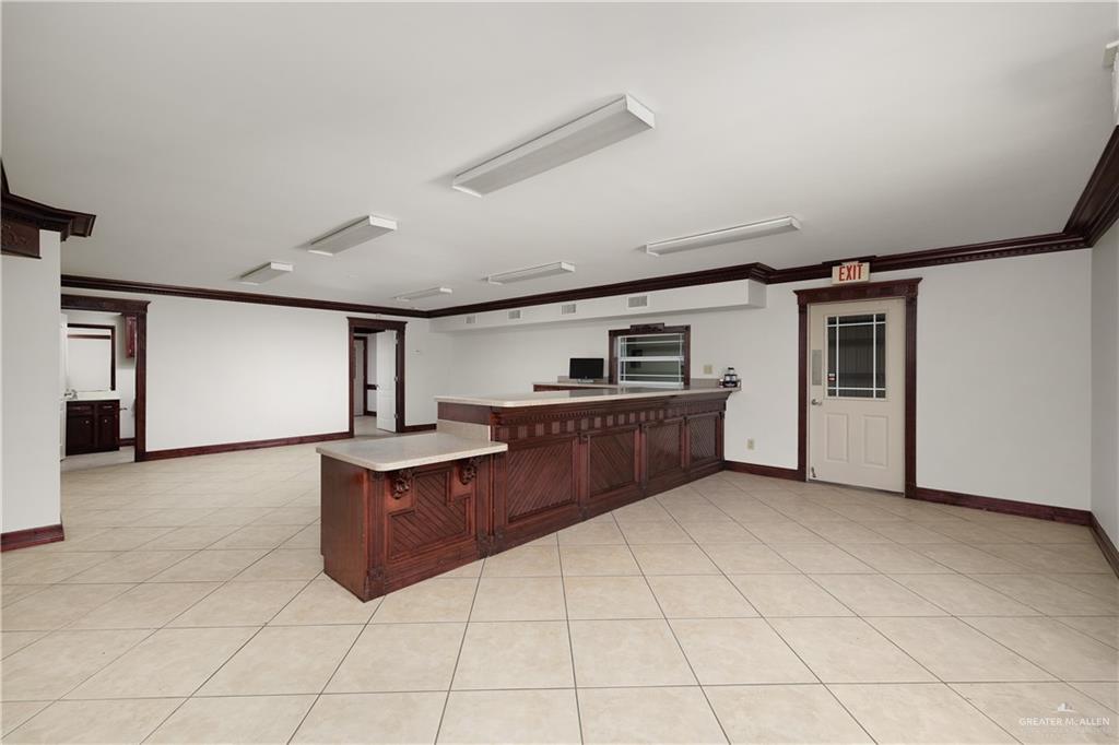 Photo 4 of 1709 Mozelle Drive