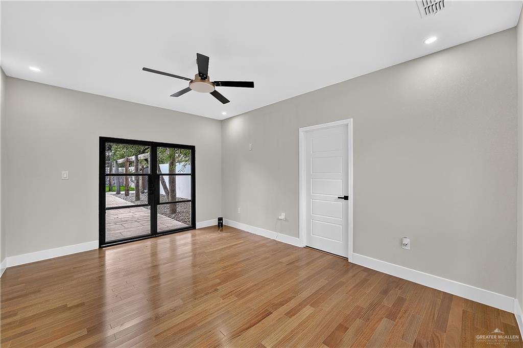 Photo 11 of 12303 Lakeview Drive #A