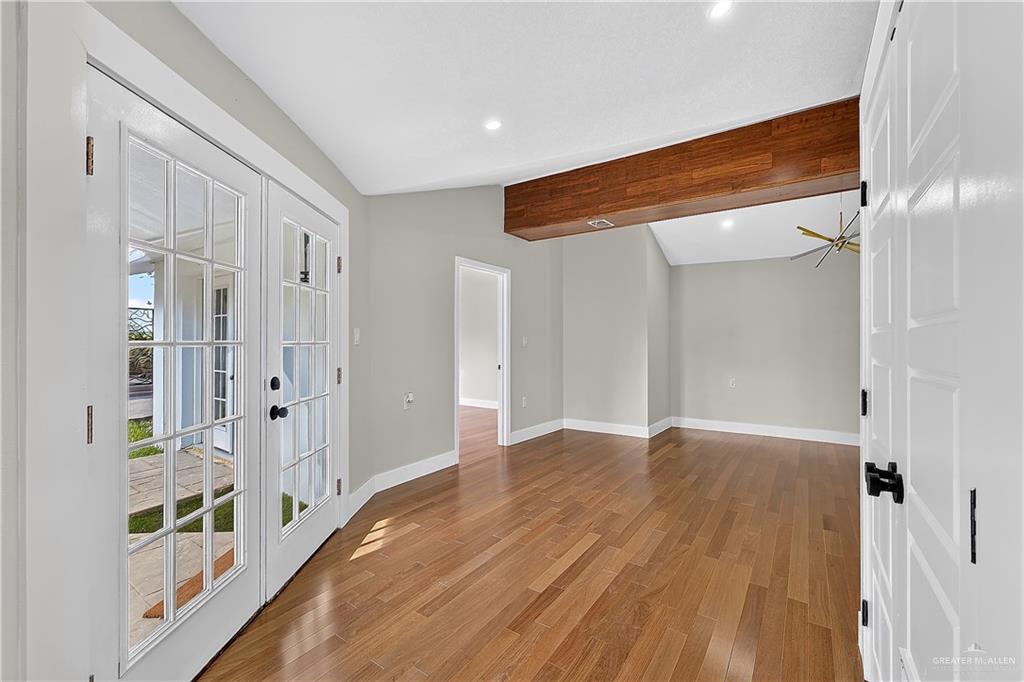 Photo 27 of 12303 Lakeview Drive #A