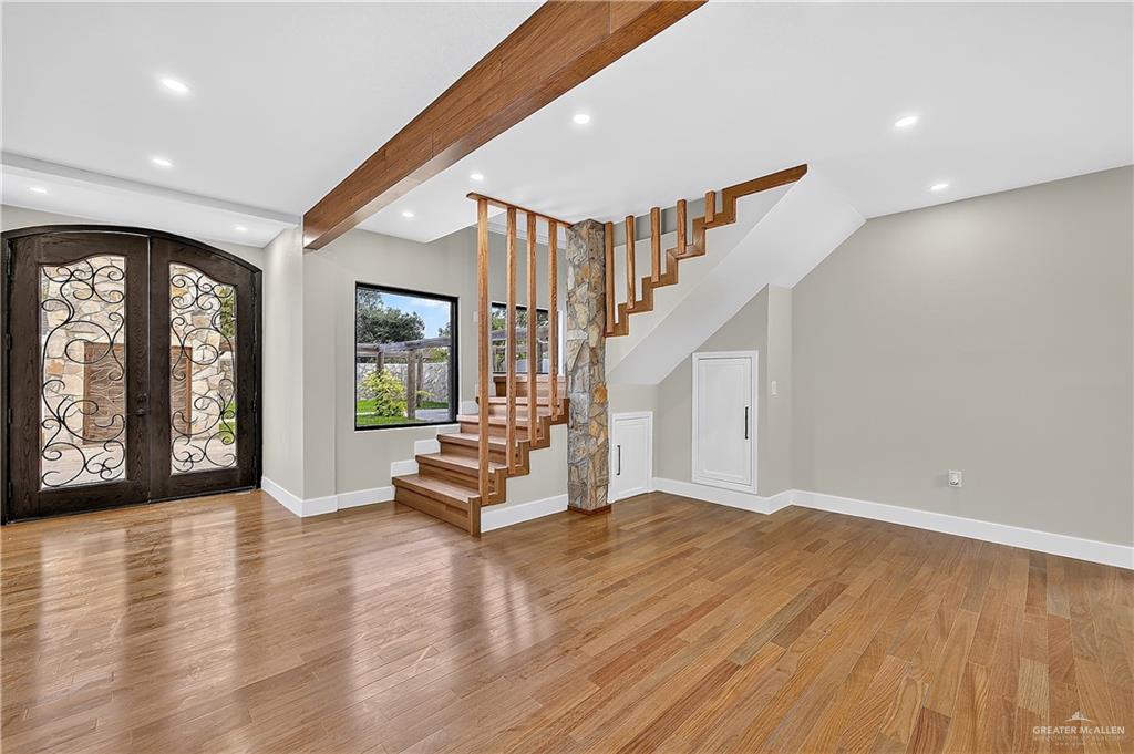 Photo 3 of 12303 Lakeview Drive #A