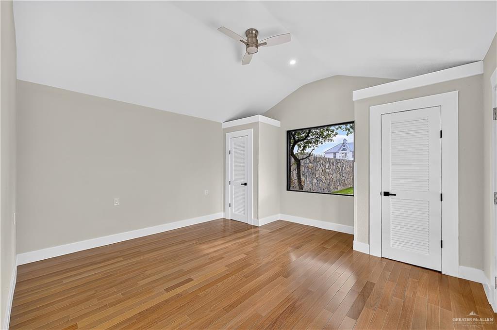 Photo 33 of 12303 Lakeview Drive #A