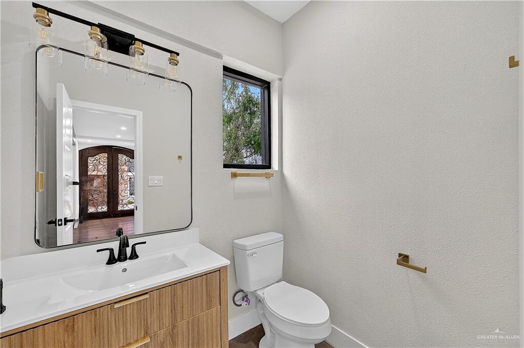 Photo 9 of 12303 Lakeview Drive #A